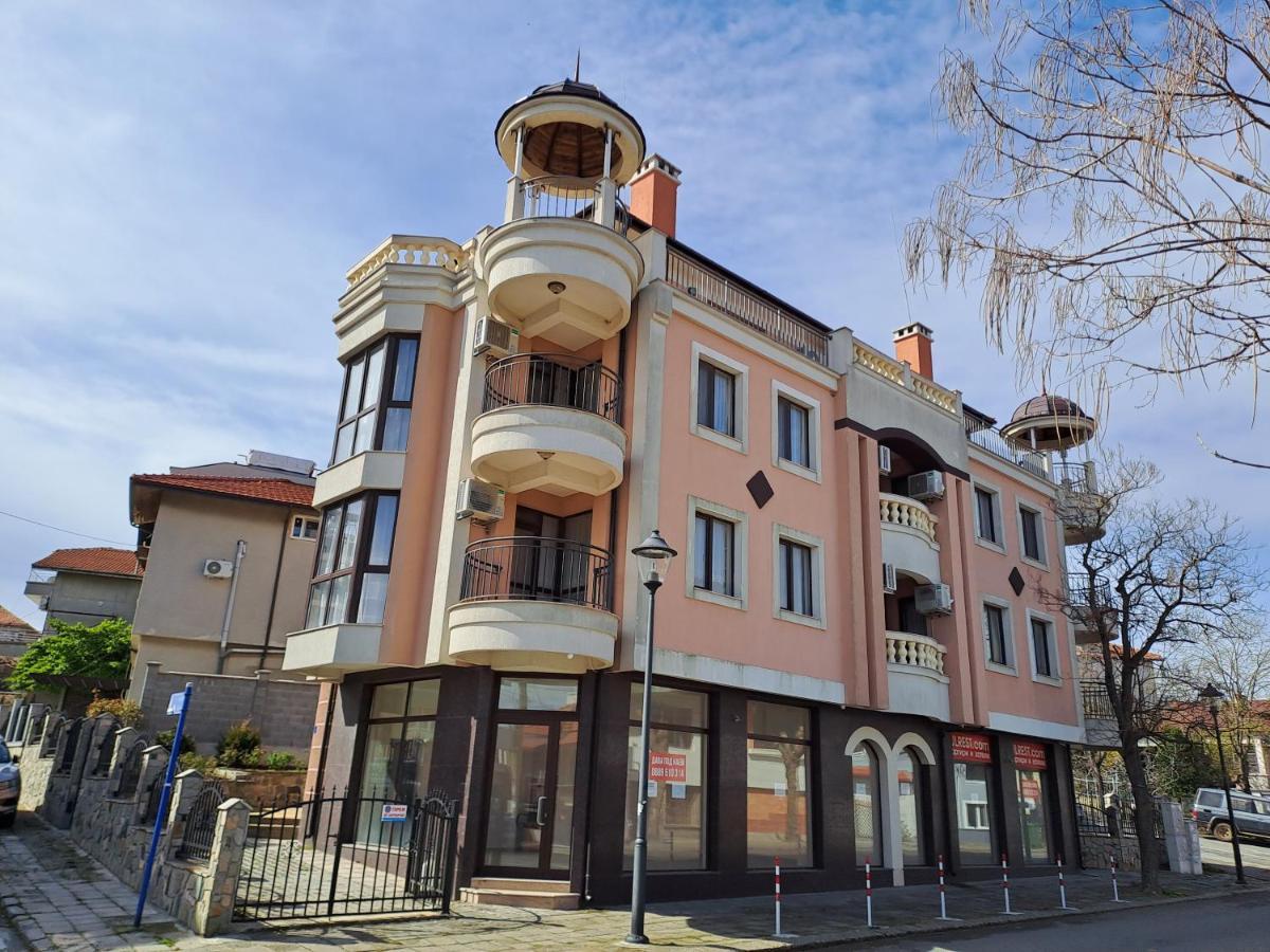 Luxury Apartments Ekaterina 切尔诺莫雷茨 外观 照片