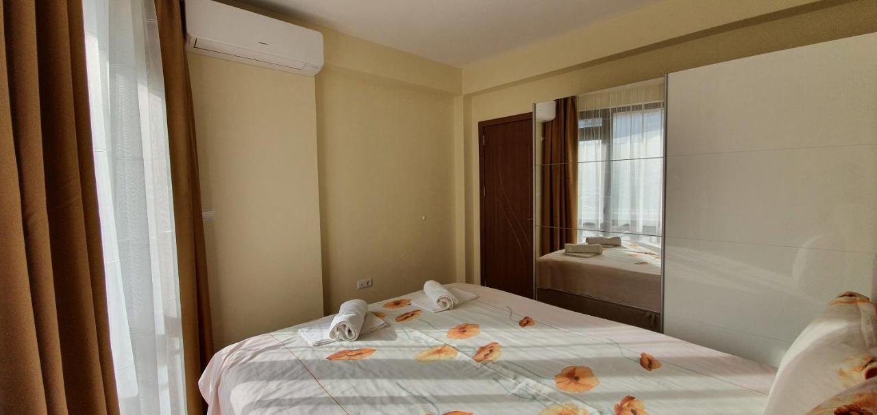 Luxury Apartments Ekaterina 切尔诺莫雷茨 外观 照片
