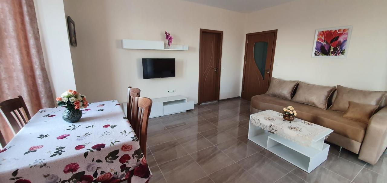 Luxury Apartments Ekaterina 切尔诺莫雷茨 外观 照片