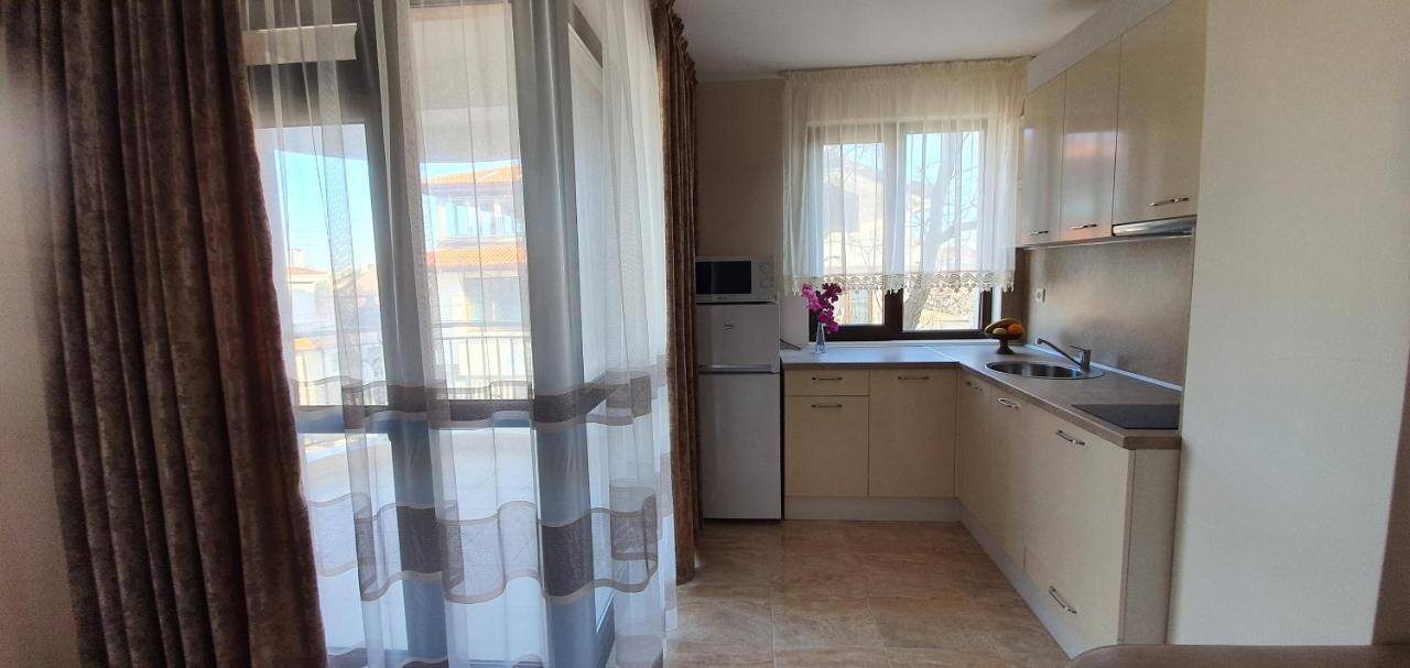 Luxury Apartments Ekaterina 切尔诺莫雷茨 外观 照片