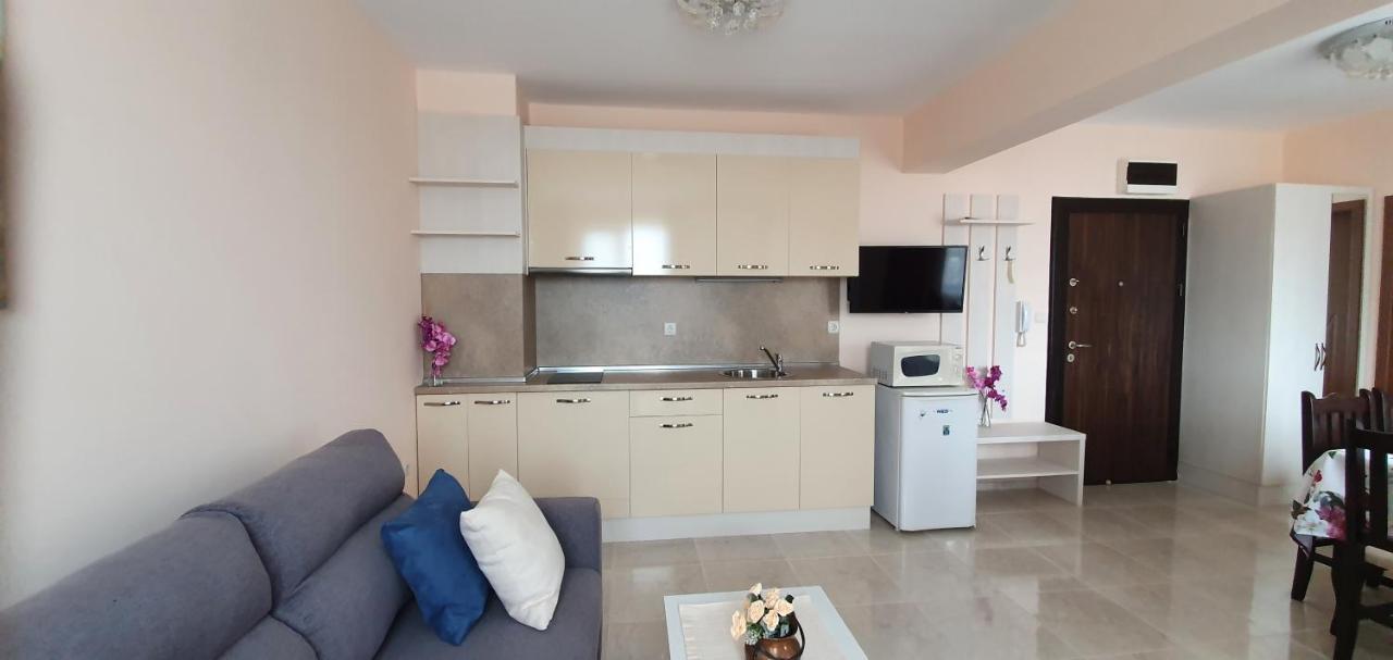 Luxury Apartments Ekaterina 切尔诺莫雷茨 外观 照片