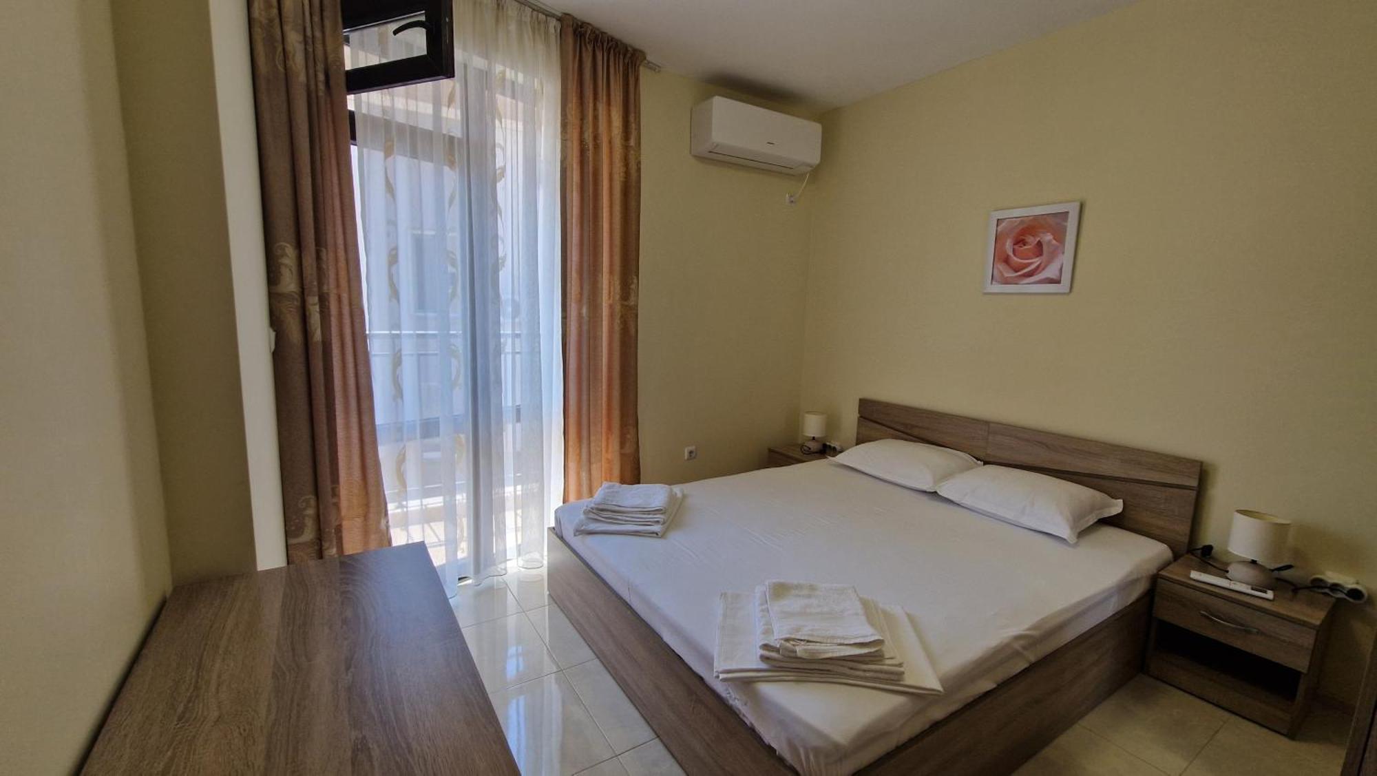 Luxury Apartments Ekaterina 切尔诺莫雷茨 外观 照片