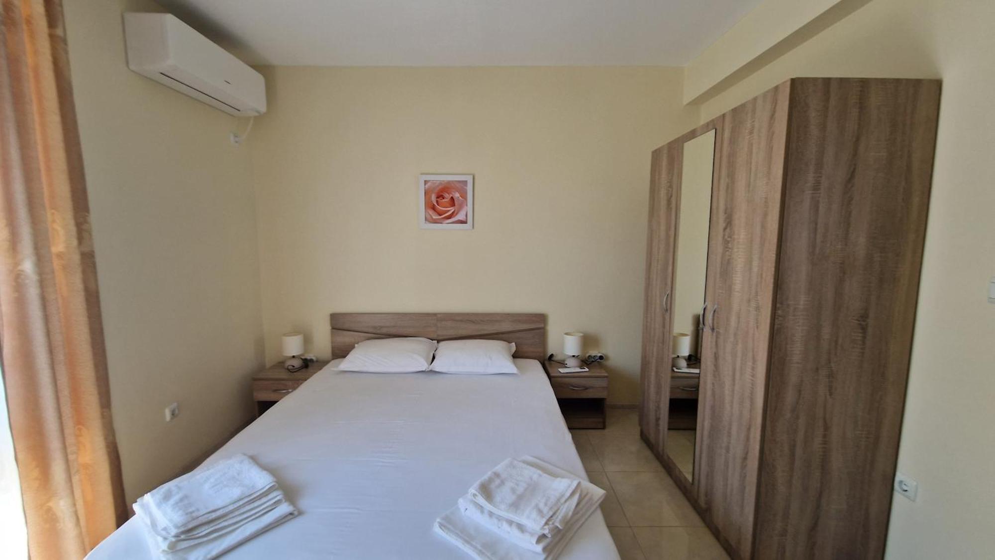 Luxury Apartments Ekaterina 切尔诺莫雷茨 外观 照片
